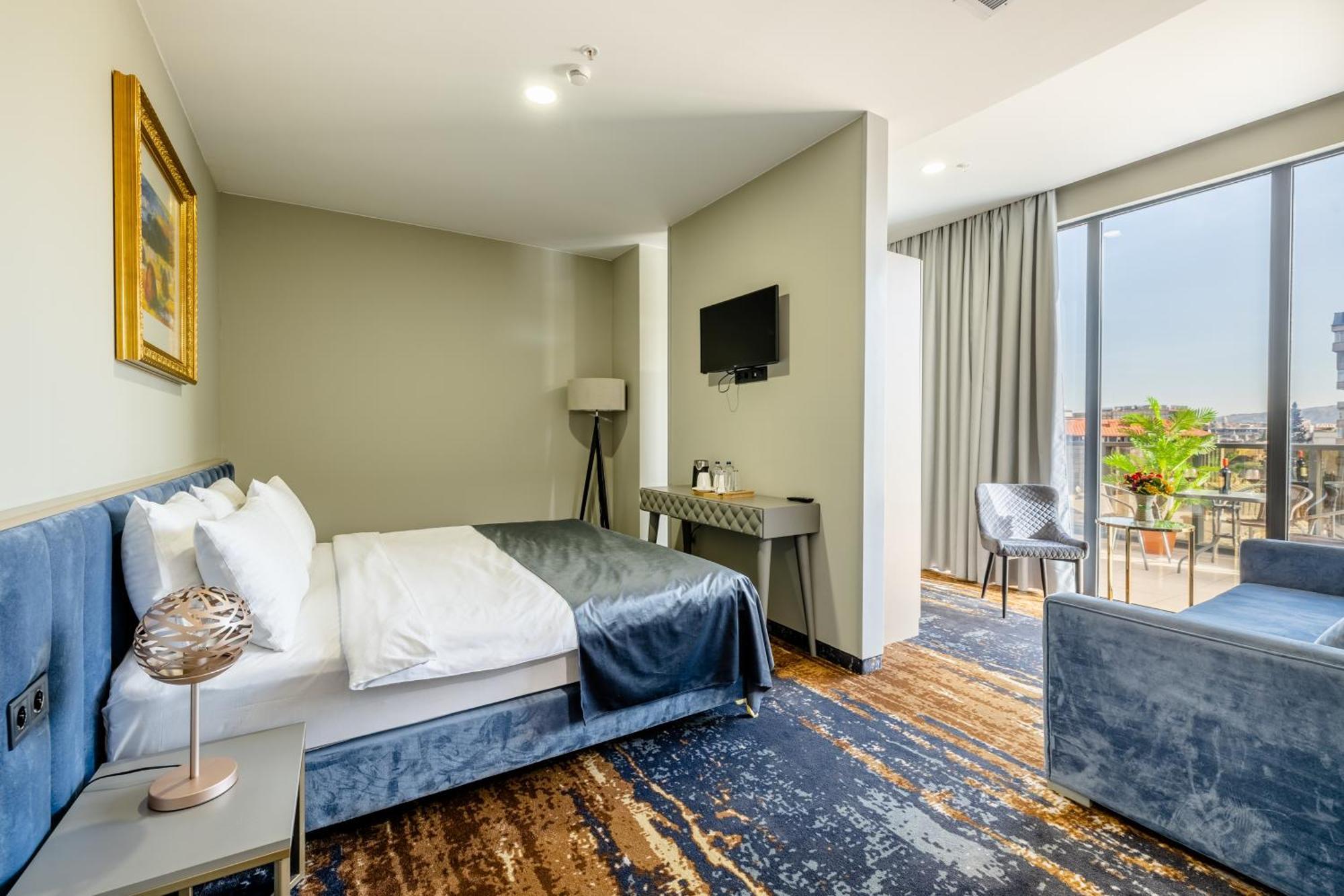 Brosse Garden Hotel Tbilisi Luaran gambar