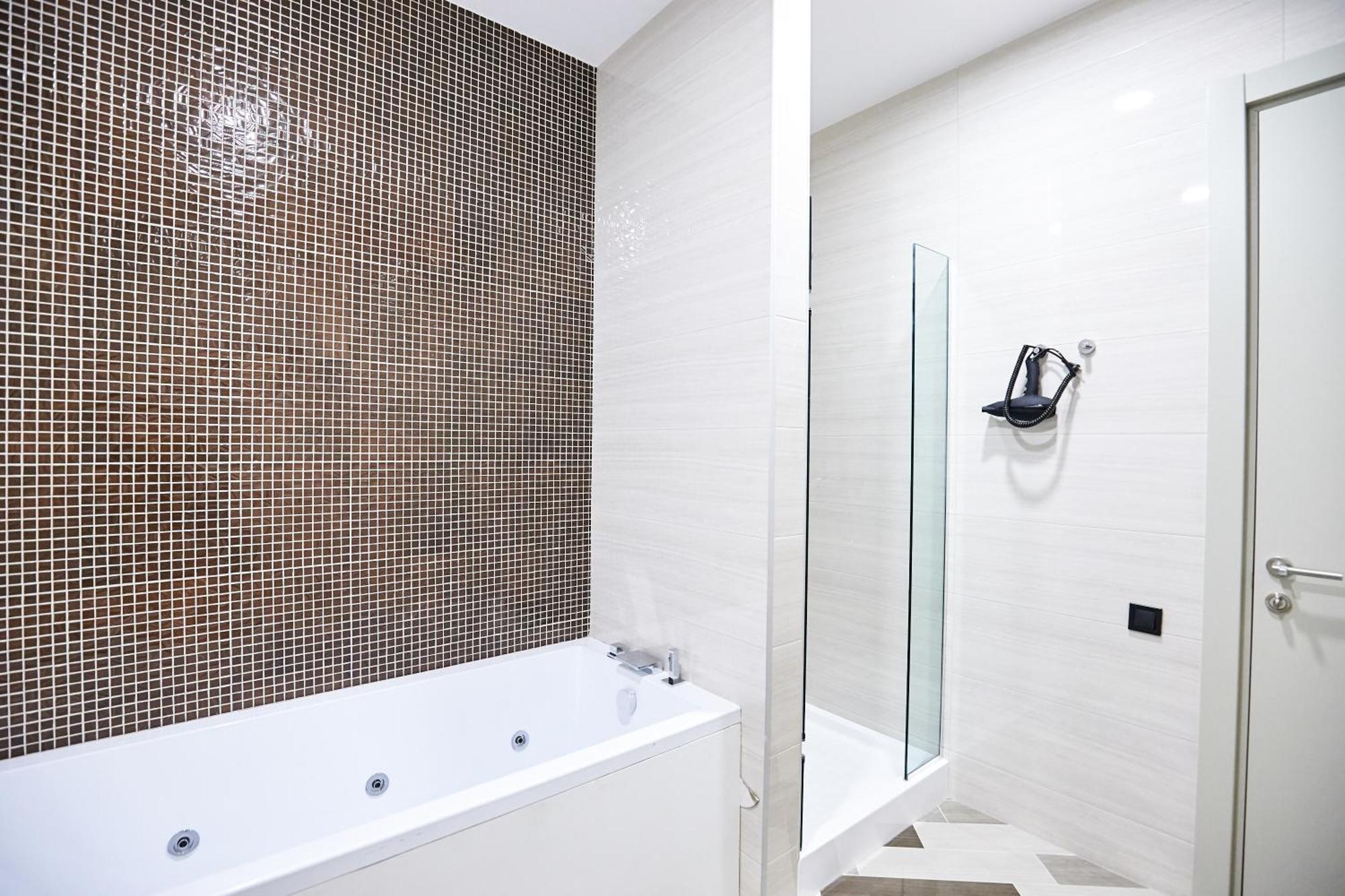 Brosse Garden Hotel Tbilisi Luaran gambar