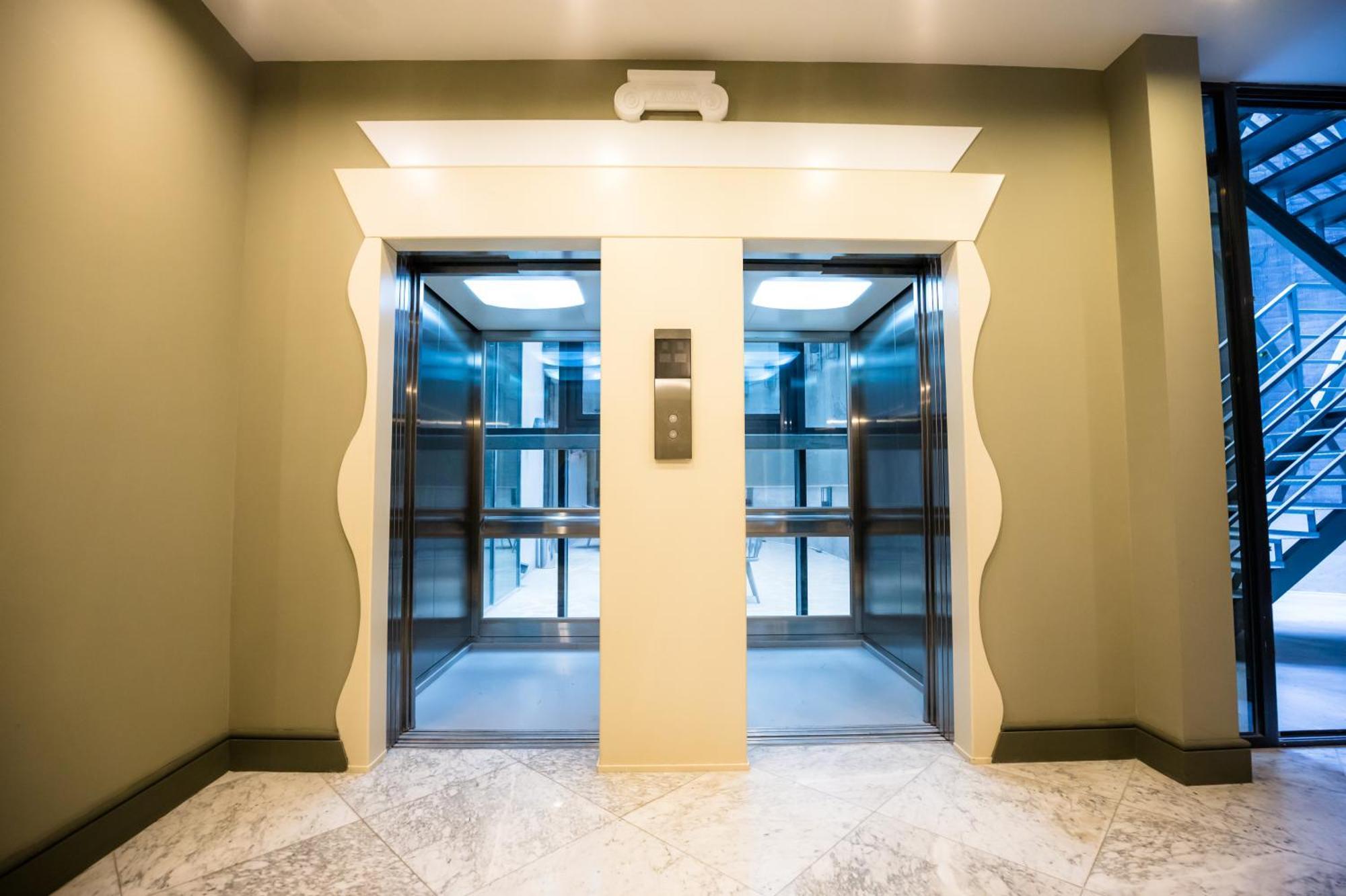 Brosse Garden Hotel Tbilisi Luaran gambar