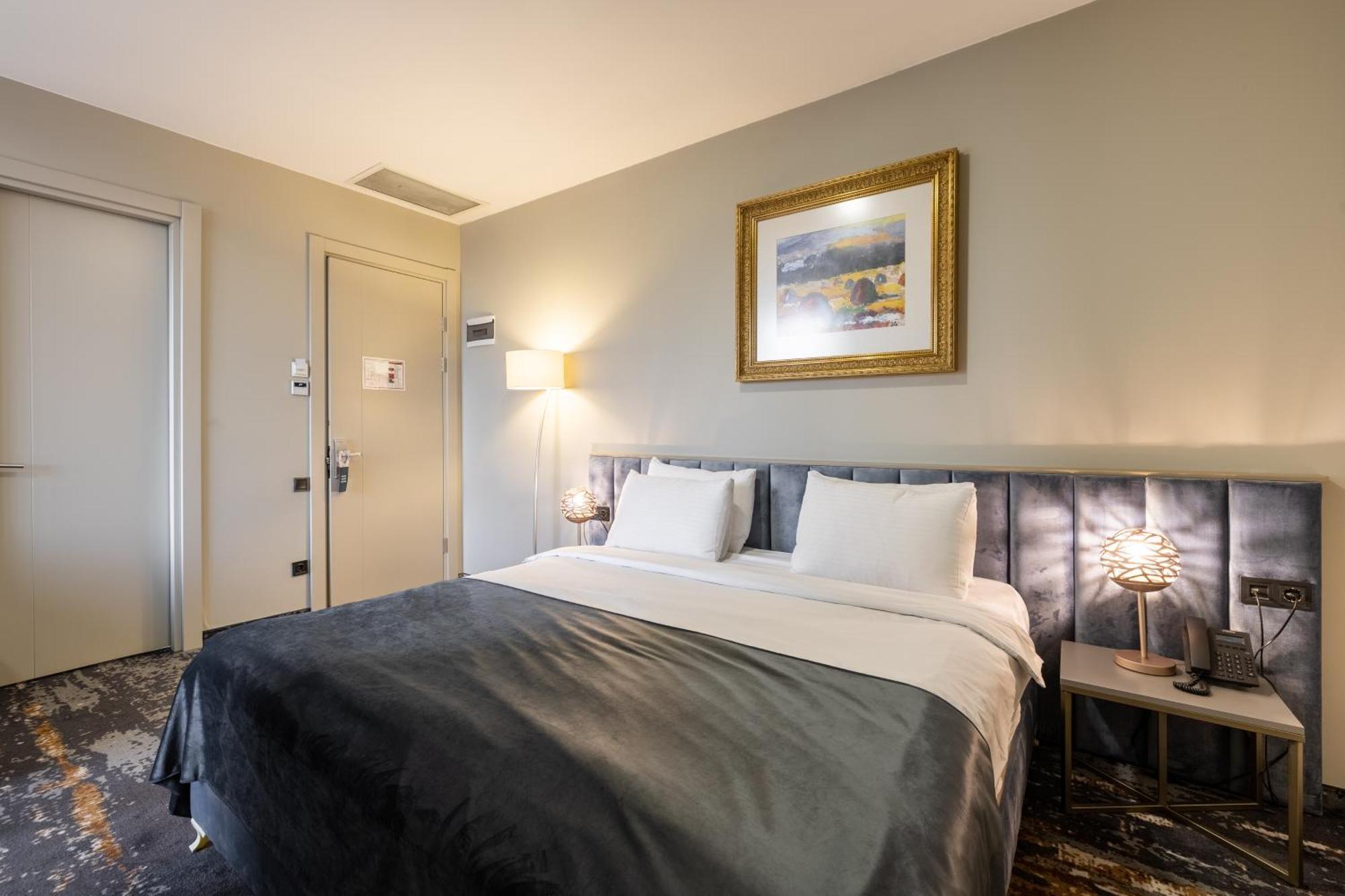 Brosse Garden Hotel Tbilisi Bilik gambar