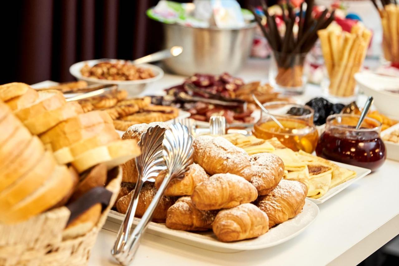 Brosse Garden Hotel Tbilisi Luaran gambar